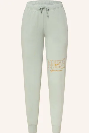 Nike Sweatpants Club gruen