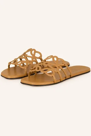 Loewe Pantoletten Petal Anagram beige