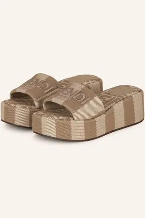 Fendi Plateau-Pantoletten beige