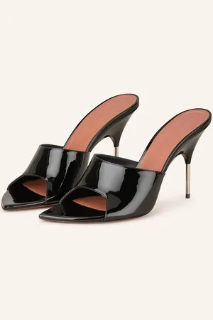 Amina Muaddi Lack-Mules Bianca