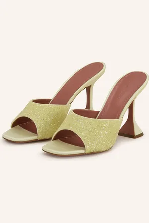 Amina Muaddi Mules Lupita gelb