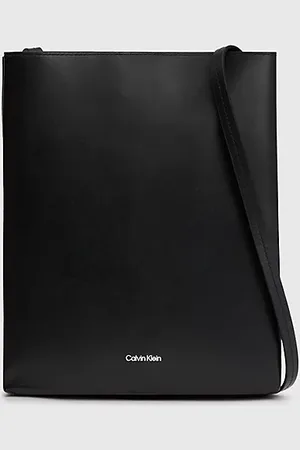 Calvin Klein Crossbody Bag aus Leder