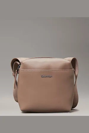 Calvin Klein Eckige Reporter-Bag
