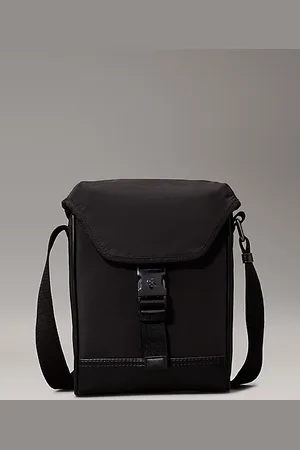 Calvin Klein Flache Reporter-Bag