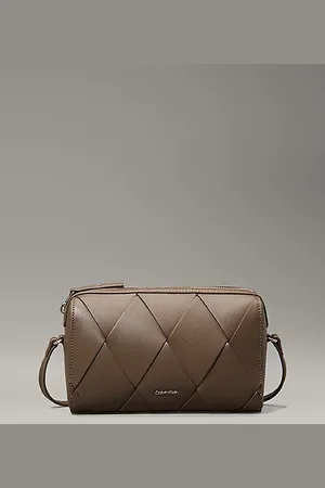 Calvin Klein Gewebte Crossbody Camera Bag