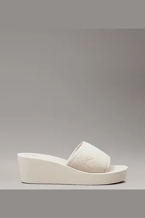 Calvin Klein Plateau-Slippers aus Canvas mit Keilabsatz