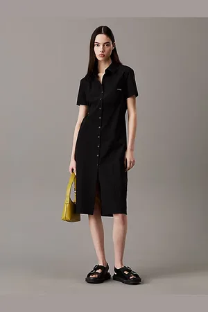 Calvin Klein Durchgeknöpftes Kleid aus Seersucker