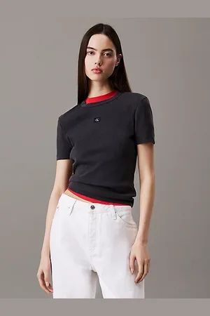 Calvin Klein Schmales T-Shirt aus gerippter Baumwolle