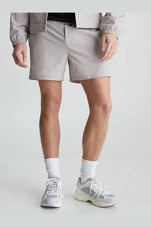 Calvin Klein Kurze Sporthose aus Seersucker