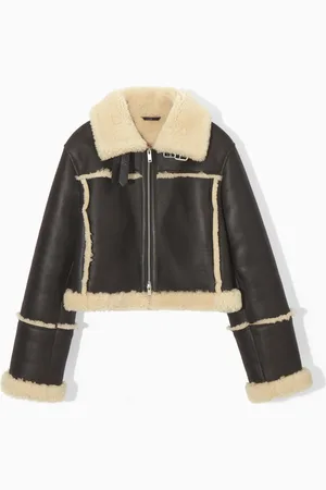 COS Verkürzte Jacke Aus Shearling