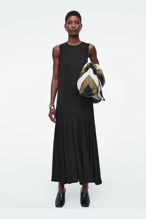 COS Asymmetrisches Midikleid Mit Verdrehter Partie