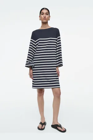 COS T-Shirt-Kleid In Minilänge Mit U-Boot-Ausschnitt