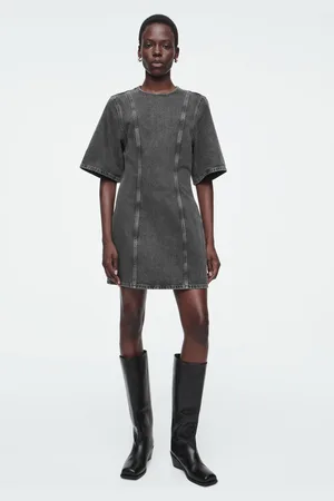COS Minikleid Aus Denim