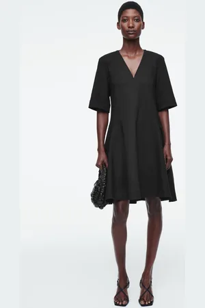 COS Voluminöses Minikleid Mit V-Ausschnitt