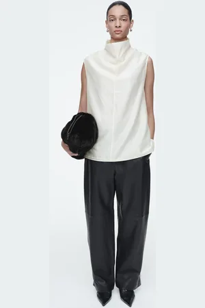 COS Cavatelli Clutch