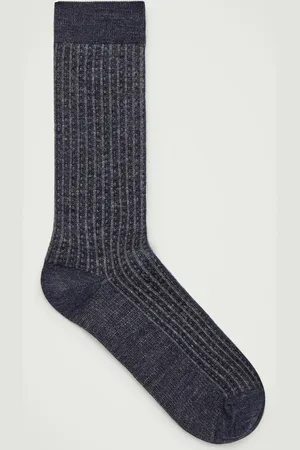 COS Grob Gerippte Wollsocken
