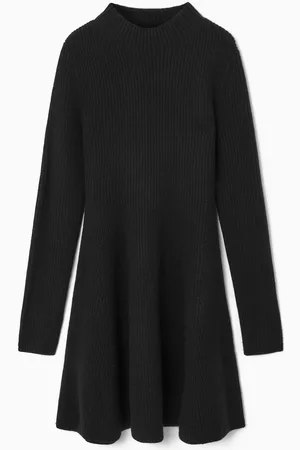 COS Ausgestelltes Strickkleid Aus Wolle In Minilänge