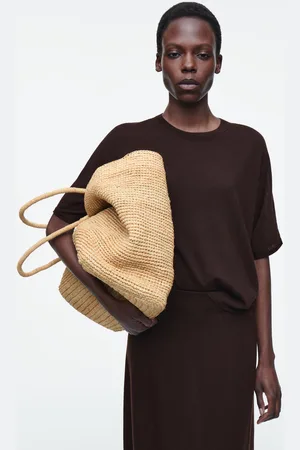 COS Handgewebte Oversized-Tote Bag