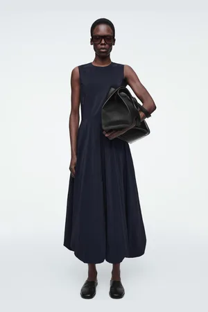 COS Ärmelloses Midikleid Mit Bubble-Saum