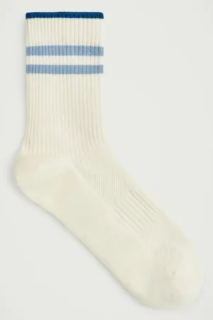 COS Sportsocken Mit Streifen