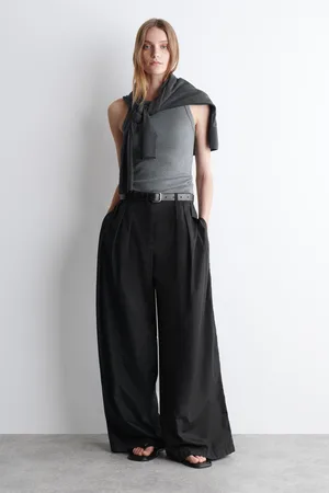 COS Hose Aus Baumwolle Mit Weitem Bein Und Falten
