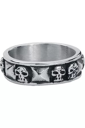 etNox hard and heavy Skulls and Rivets Ring