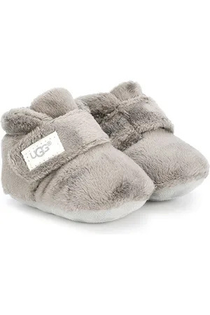 UGG Stiefel mit Klettverschluss