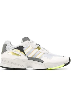 adidas Sneakers mit Einsätzen