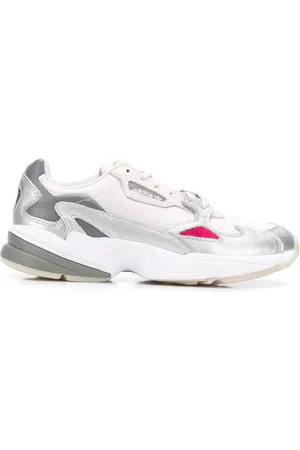 adidas Falcon