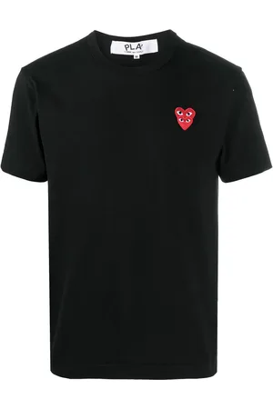 Comme des Garçons T-Shirt mit aufgestickten Herzen