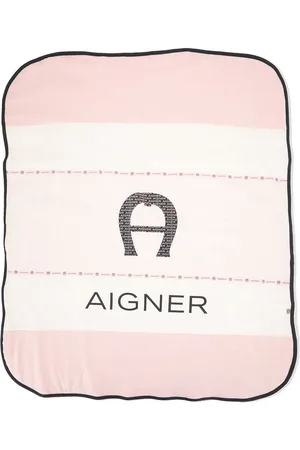 Aigner Decke in Colour-Block-Optik