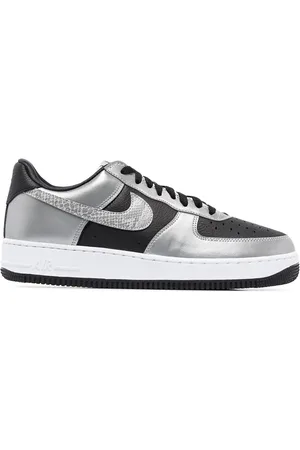 Nike Air Force Sneakers