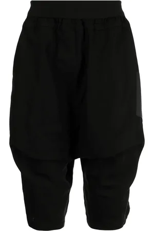 JULIUS Shorts mit tiefem Schritt