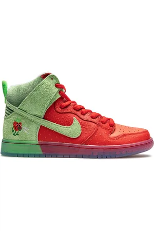 Nike SB Dunk High Strawberry Cough