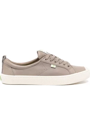 CARIUMA OCA Low Sneakers