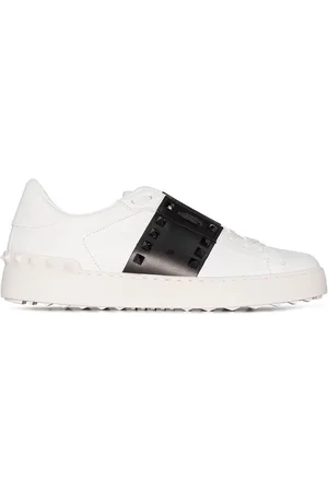 VALENTINO GARAVANI Rockstud Untitled Sneakers