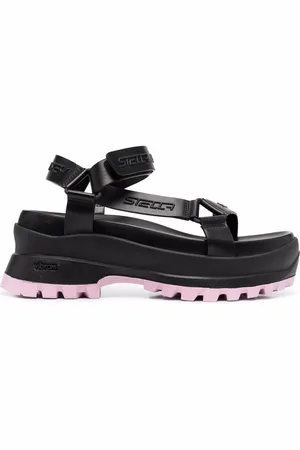 Stella McCartney Sandalen mit Logo-Prägung