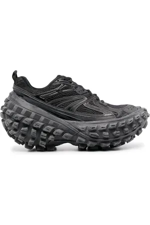 Balenciaga Bouncer Sneakers
