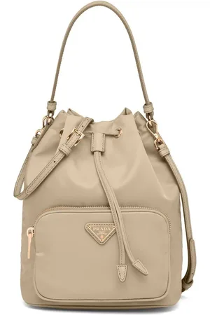 Prada Beuteltasche aus Re-Nylon