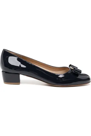 Salvatore Ferragamo Vara 1 Pumps