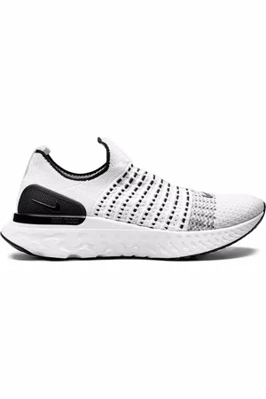 Nike React Phantom Run Flyknit 2 Sneakers