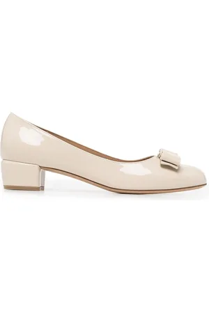 Salvatore Ferragamo Pumps mit Vara-Schleife