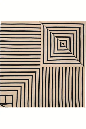 Totême Seidenschal mit Monogramm