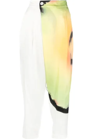 Issey Miyake Cropped-Hose mit abstraktem Print