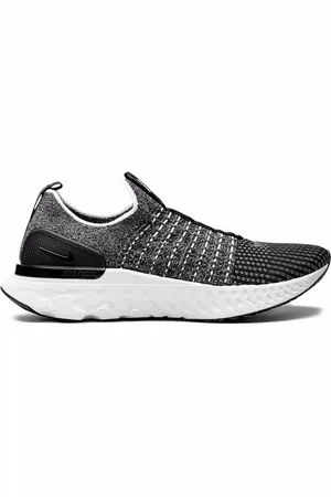 Nike React Phantom Run Flyknit 2 Sneakers