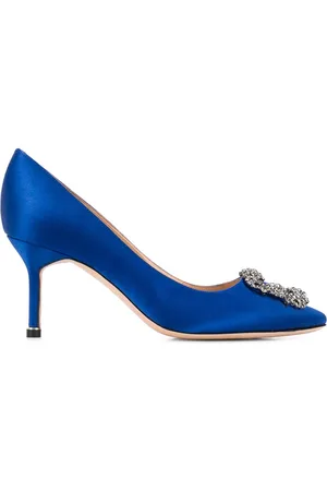 Manolo Blahnik Hangisi