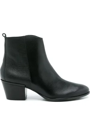 Sarah Chofakian Nicolo Stiefel