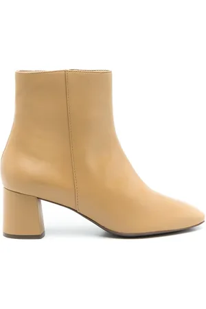 Sarah Chofakian Torquay Stiefel