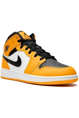 Jordan Air Jordan 1 Mid Sneakers