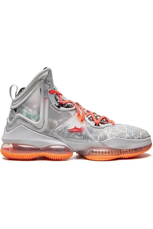 Nike LeBron 19 High-Top-Sneakers